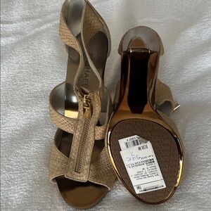 Michael Kors Beige and Gold Heels
